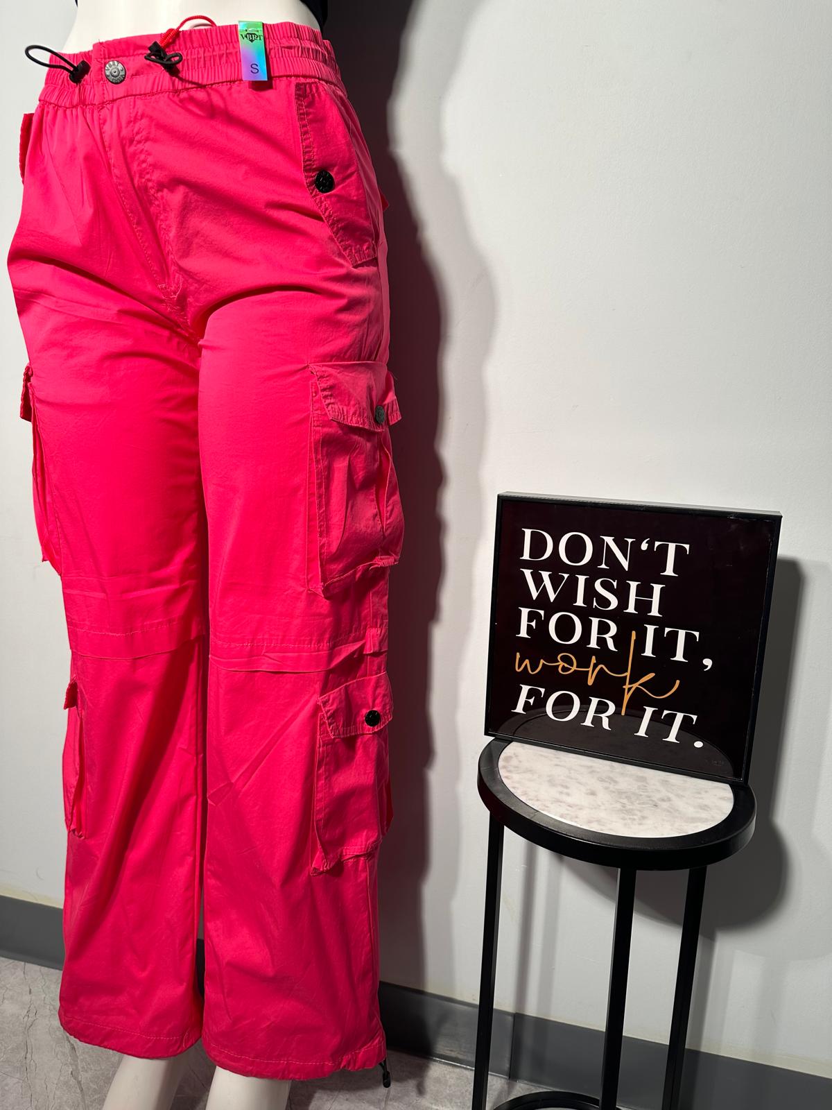 Jogger Cargo Rosa con Ajuste y Bolsillos Múltiples image 3