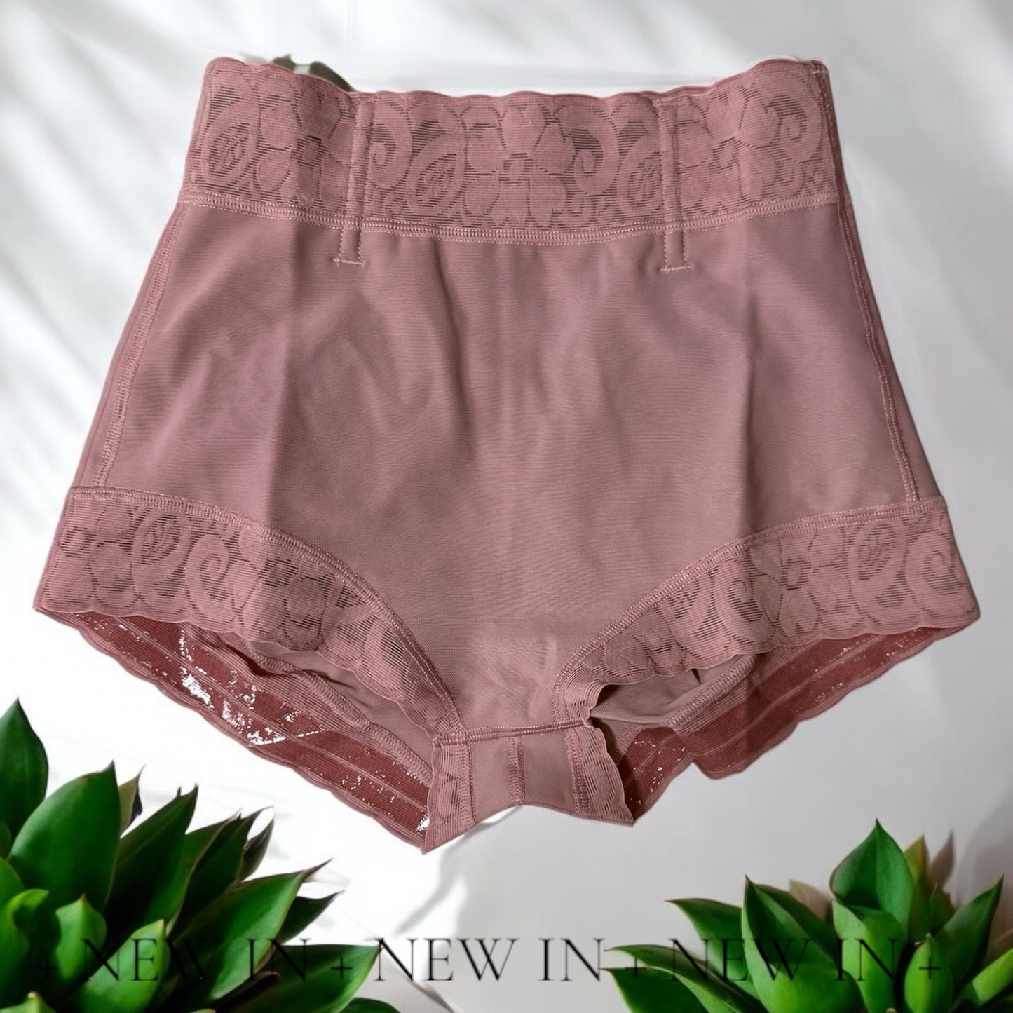 Faja Moldeadora con Control de Abdomen y Efecto Levanta Glúteos - Medium image