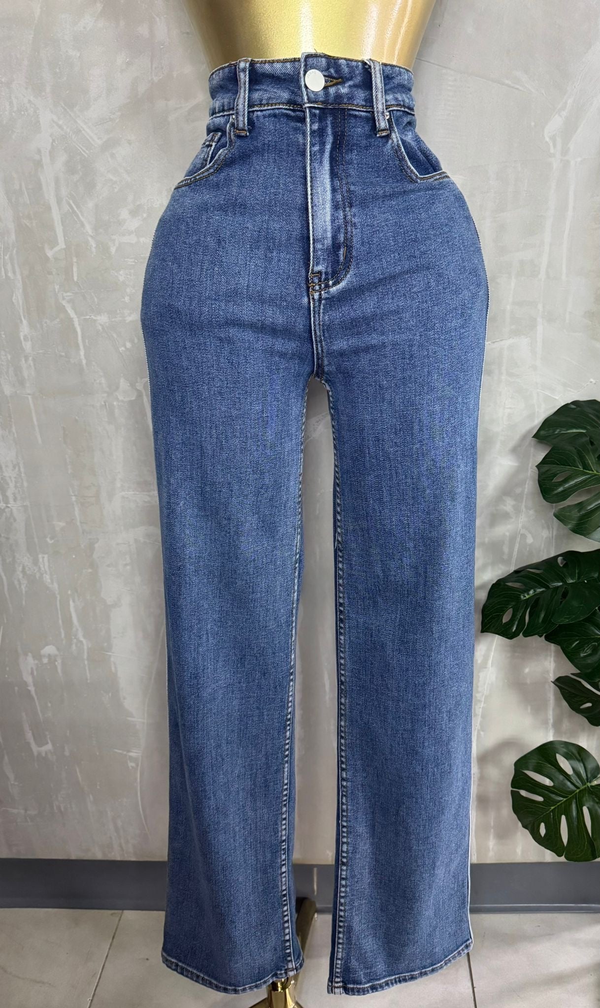 Mahón Recto Azul con Desgaste Sutil