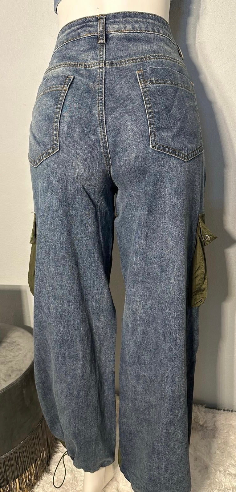 Pantalón Cargo con Bolsillos de Denim y Cordón Ajustable image 2