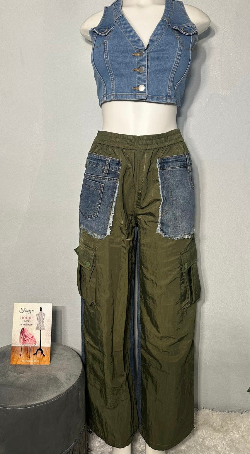 Pantalón Cargo con Bolsillos de Denim y Cordón Ajustable image 5