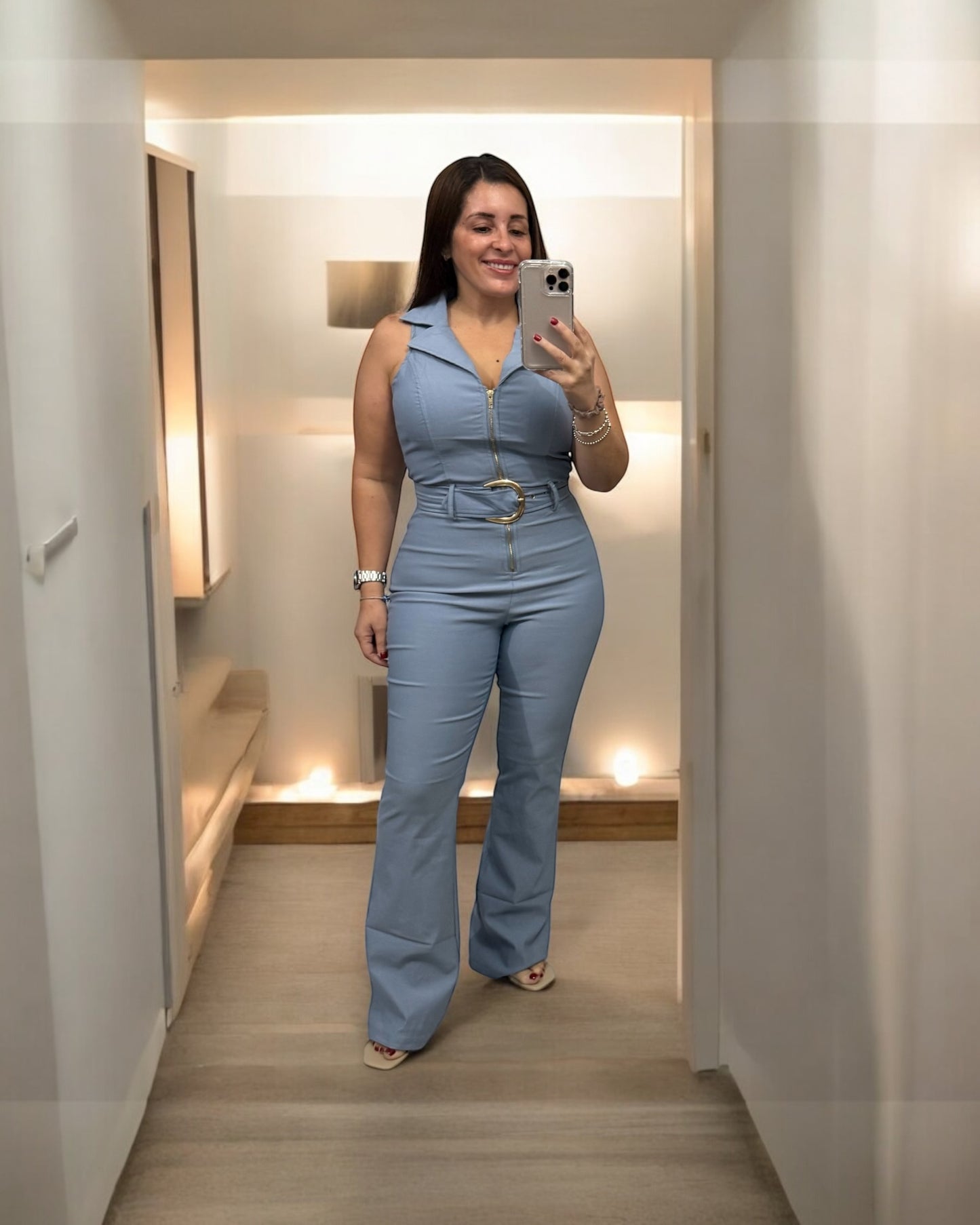 Jumpsuit Azul Elegante con Cinturón