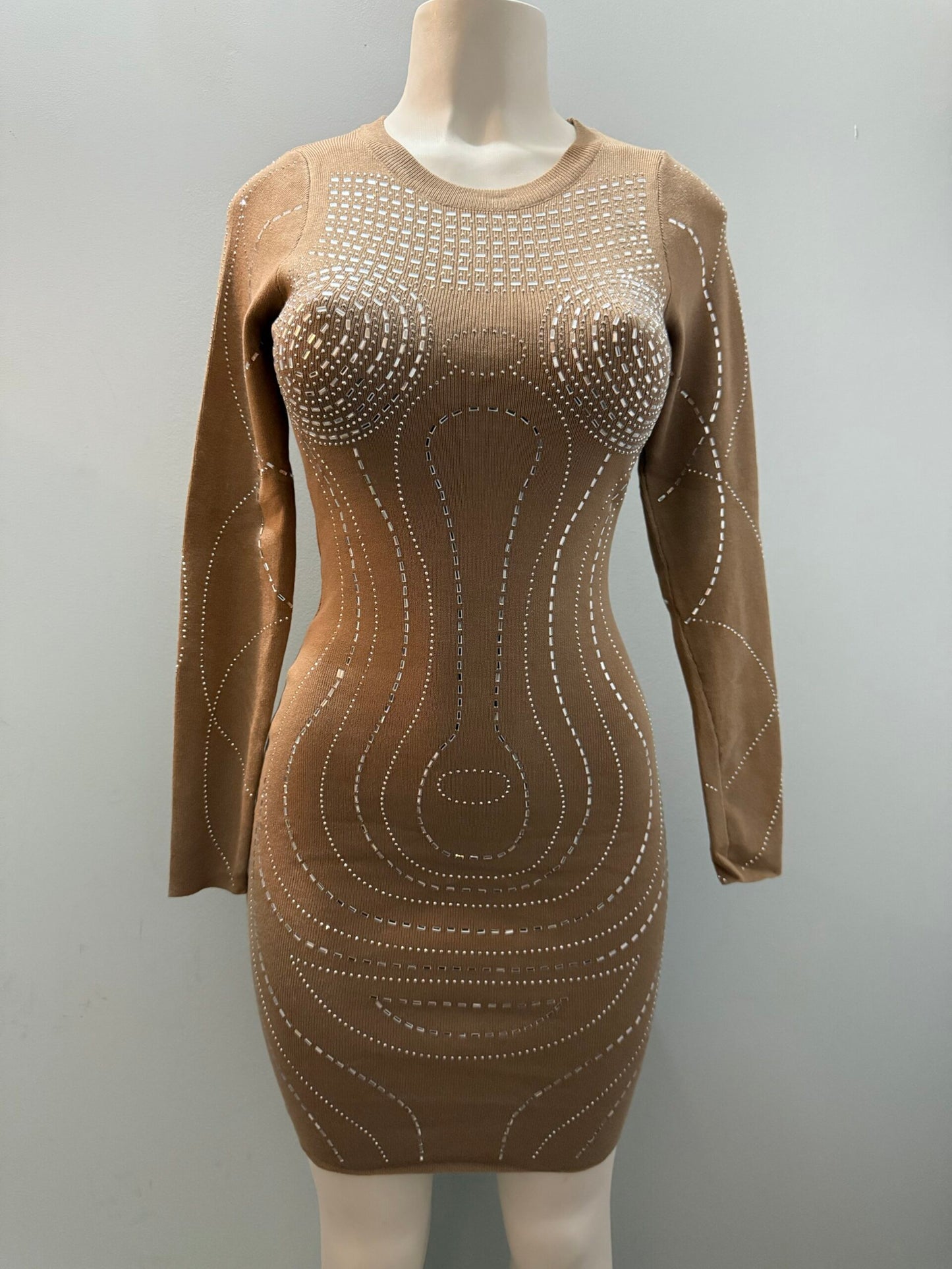 Vestido Crema con Detalles Brillantes image 0