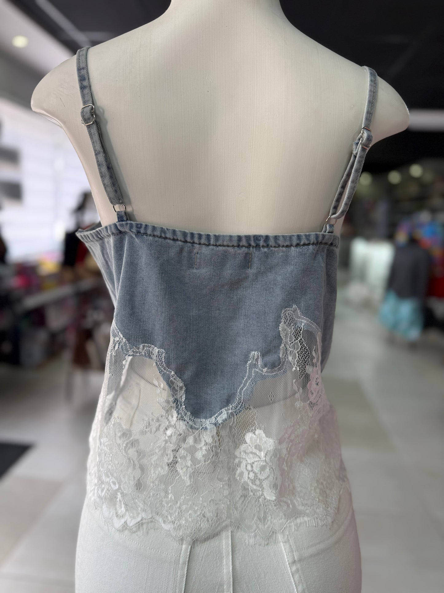 Blusa Mahón con Encaje Floral