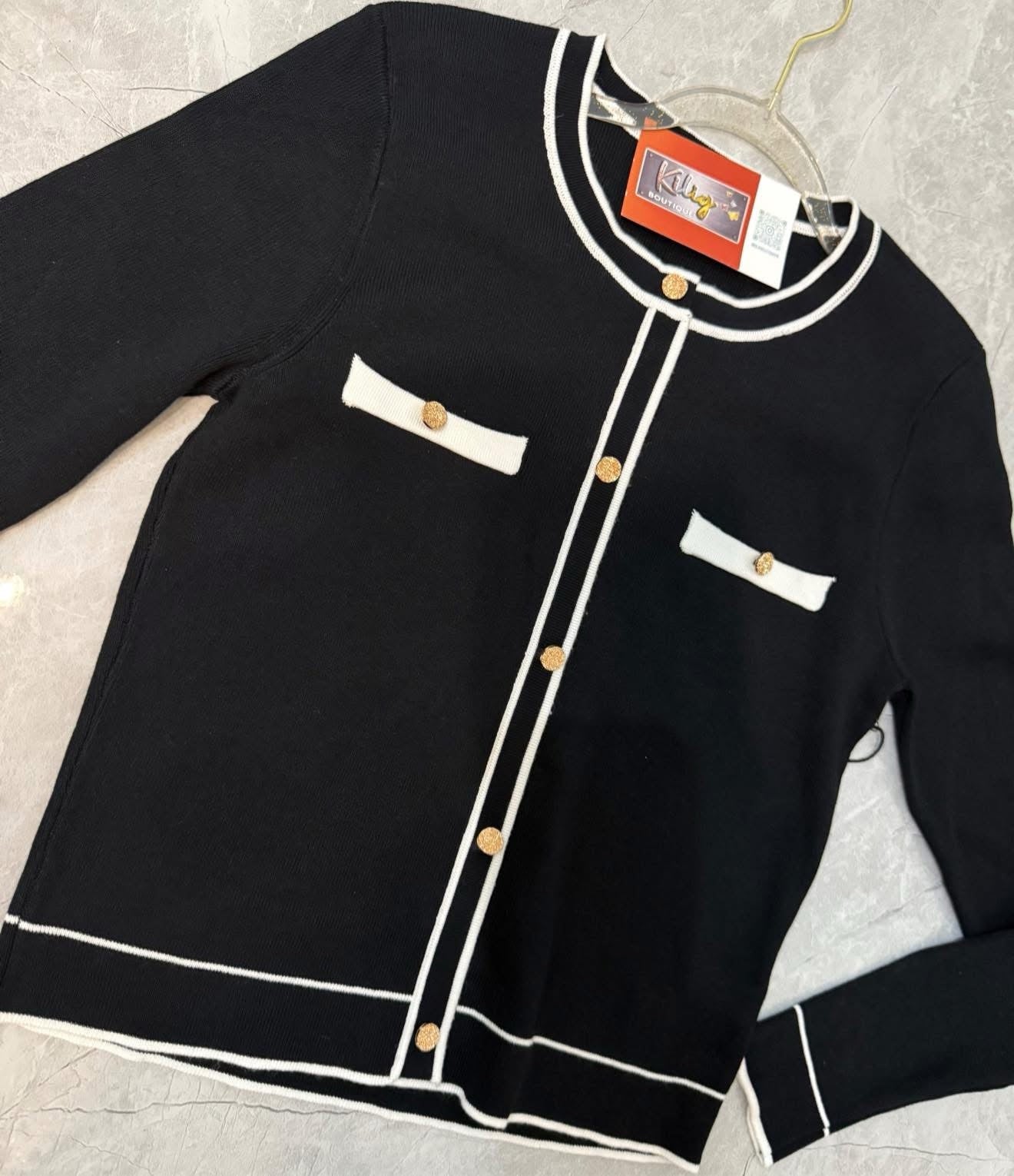 Cardigan de Estilo Clásico con Detalles Elegantes image 2