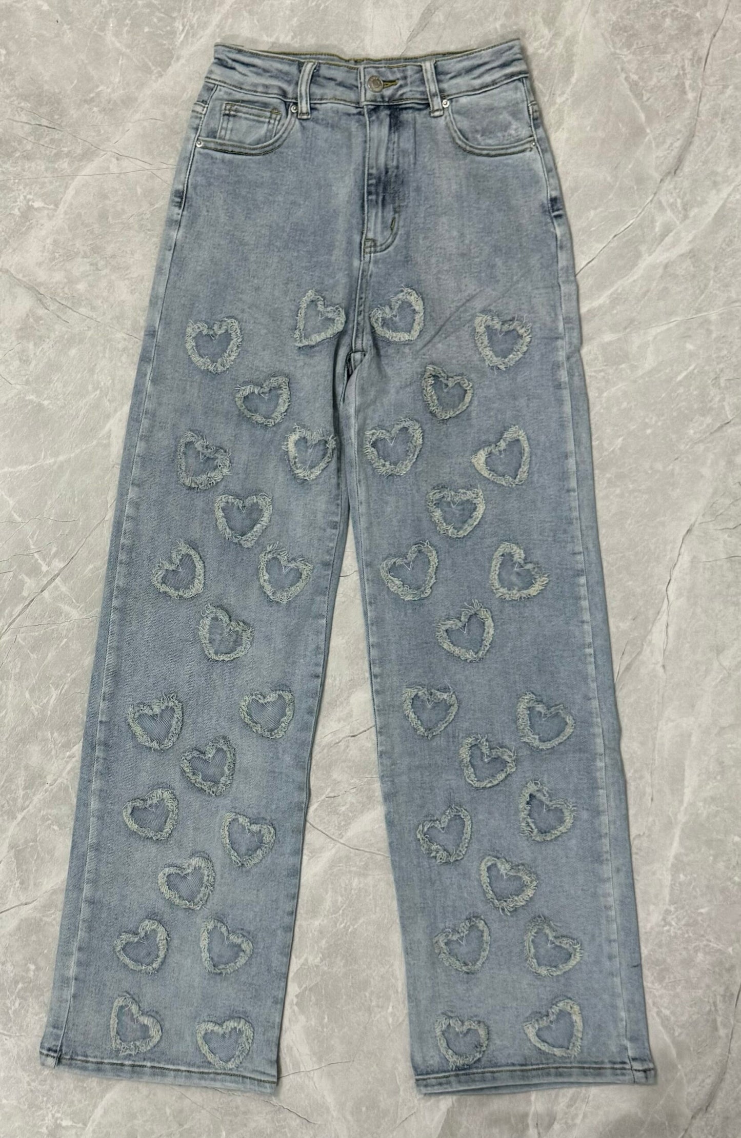 Pantalón de Mahón con Diseño de Corazones image 0