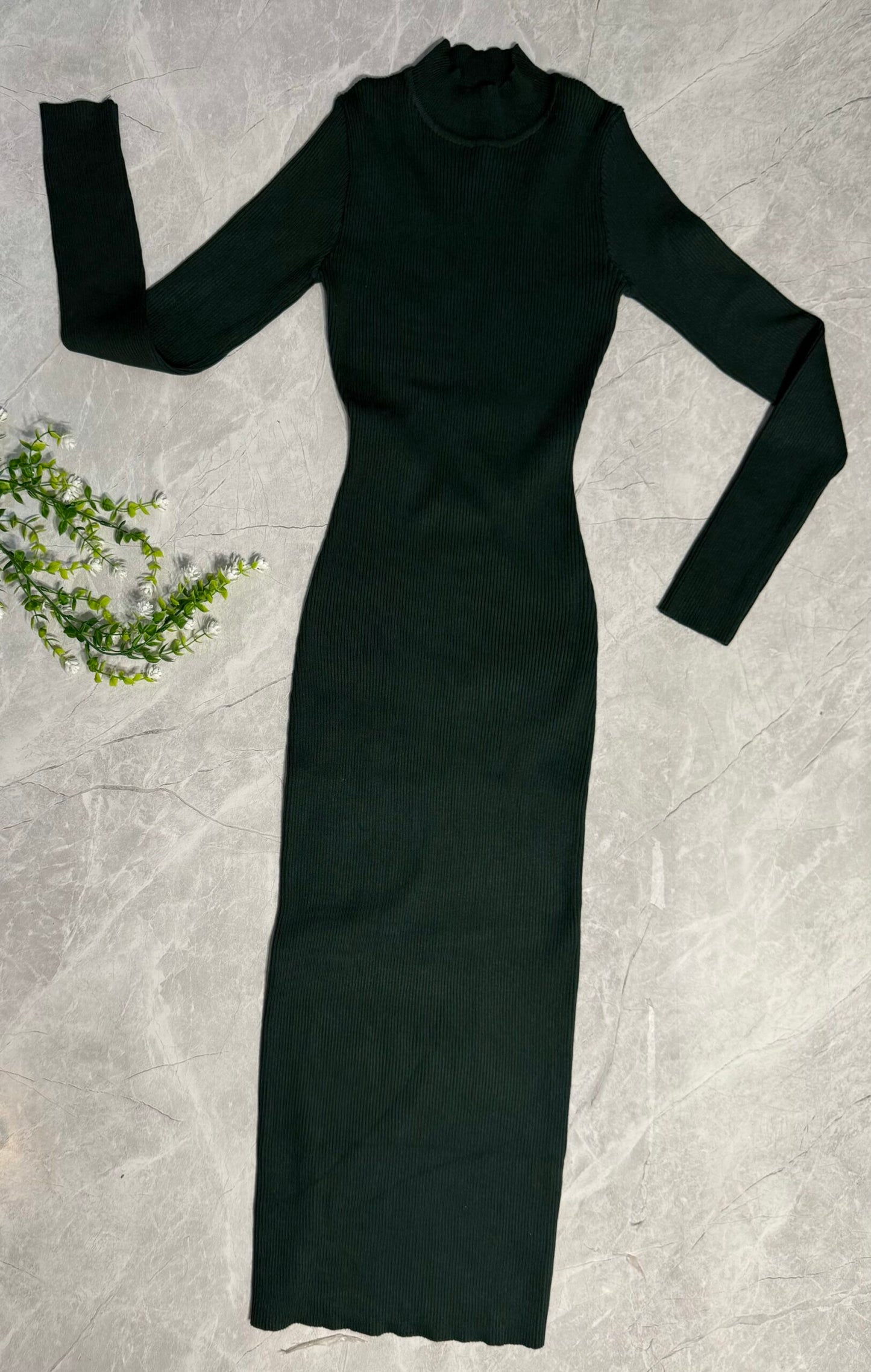 Vestido Midi de Punto Canalé - Elegancia y Comodidad image 4
