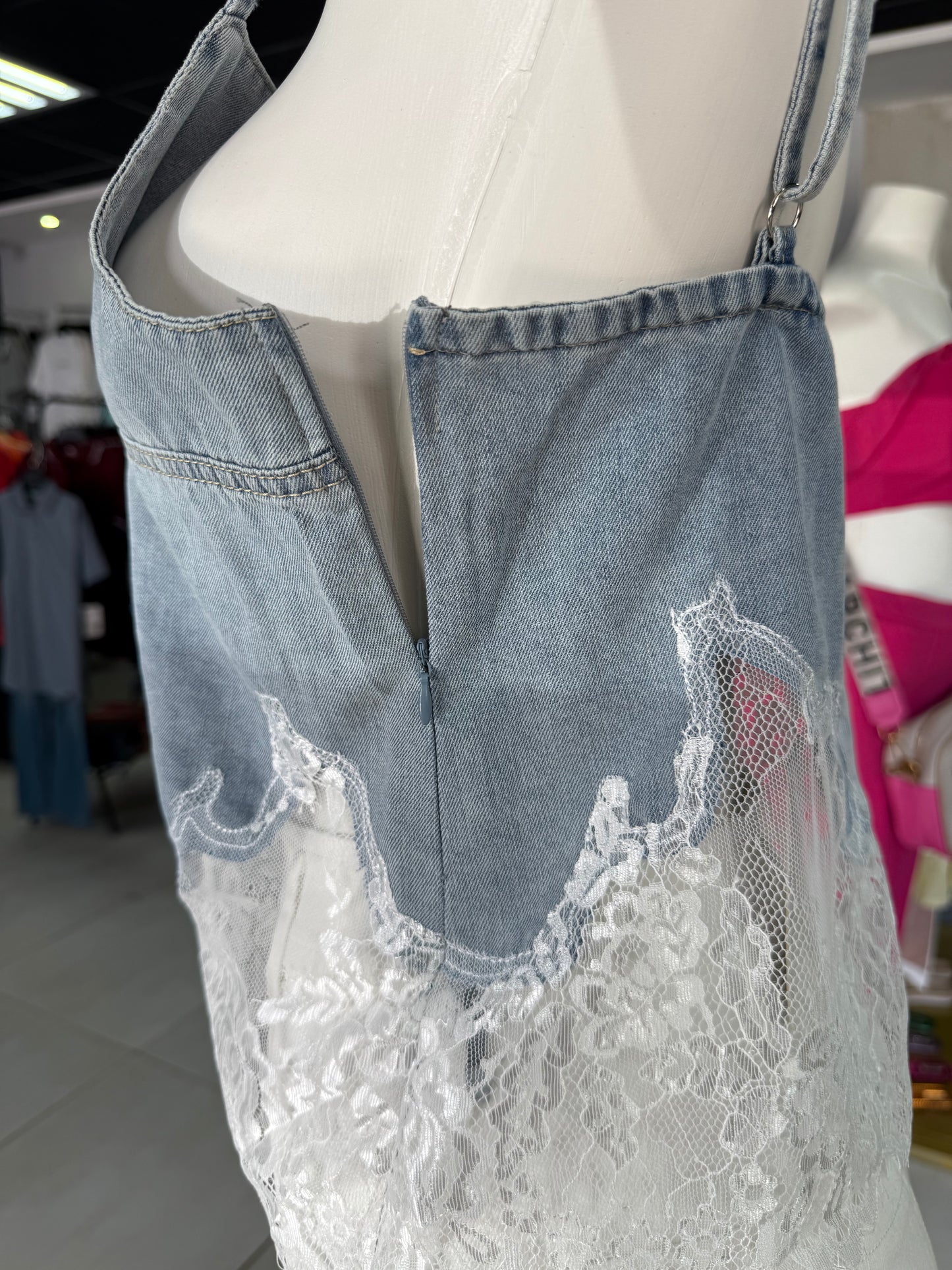 Blusa Mahón con Encaje Floral