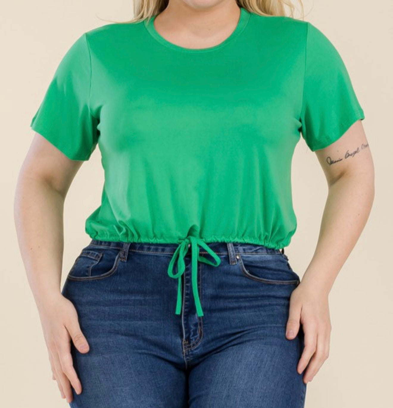 Blusa tipo t-shirt ajustable