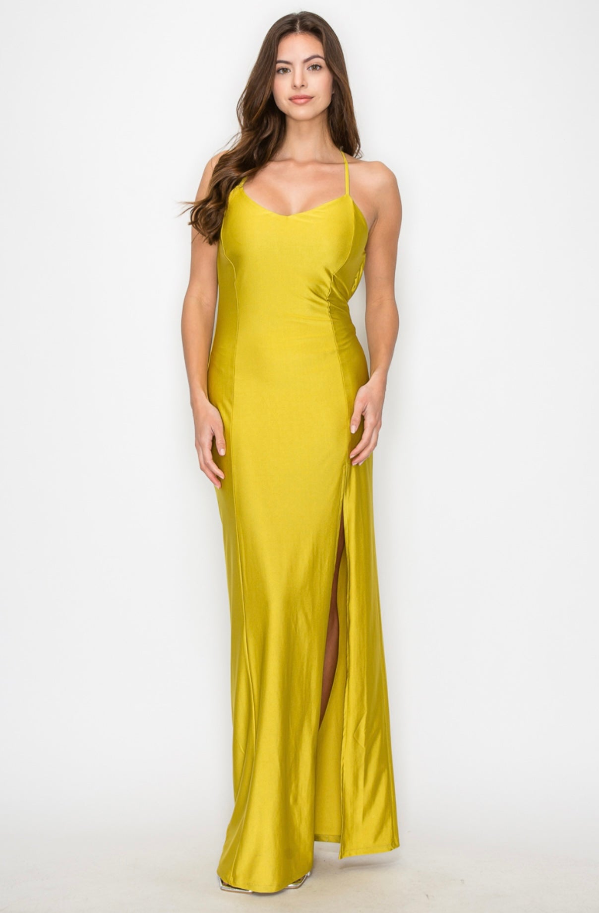 Vestido Largo Satinado Amarillo Radiante y Turquesa –Elegancia que Enamora