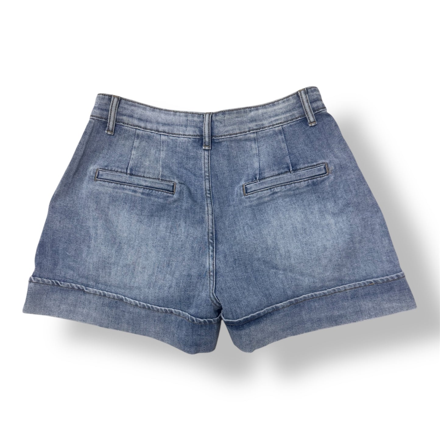 Corto de Mahón Clásico con Pliegues y Terminación Doblaíta