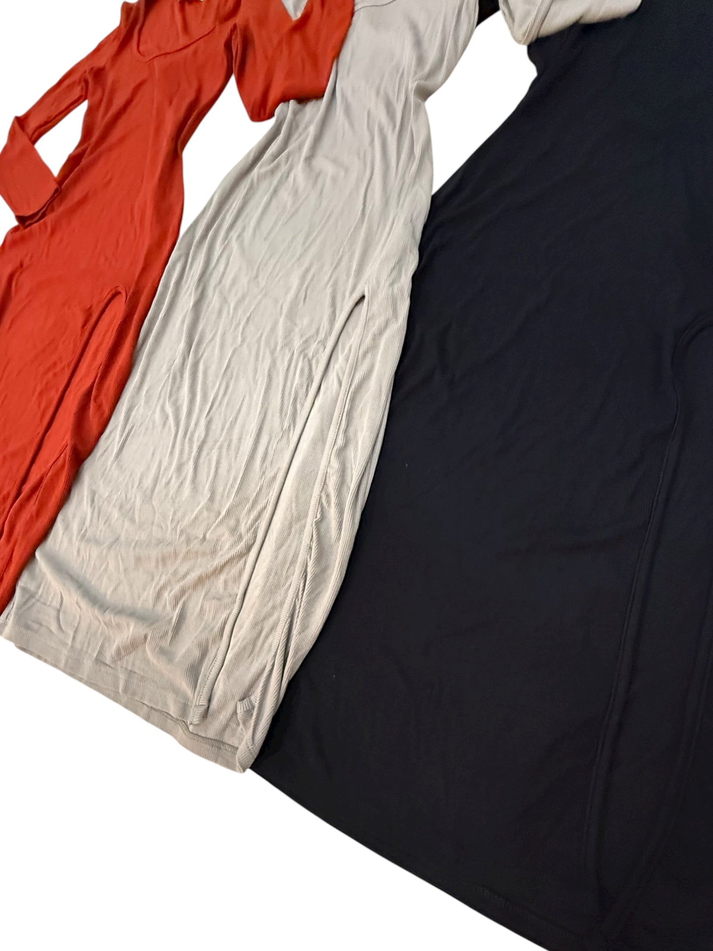 Vestido Midi de Manga Larga con Abertura Lateral