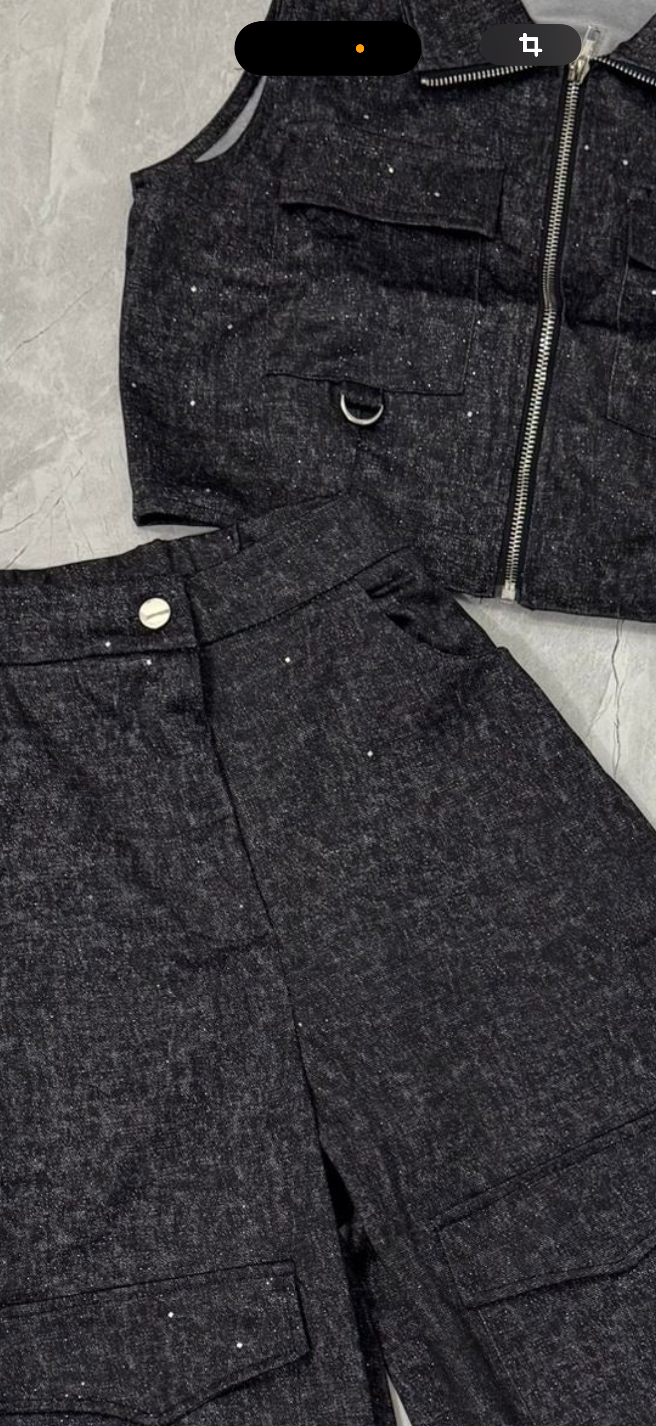 Set Mahón Cargo con Chaleco y Detalles Brillantes