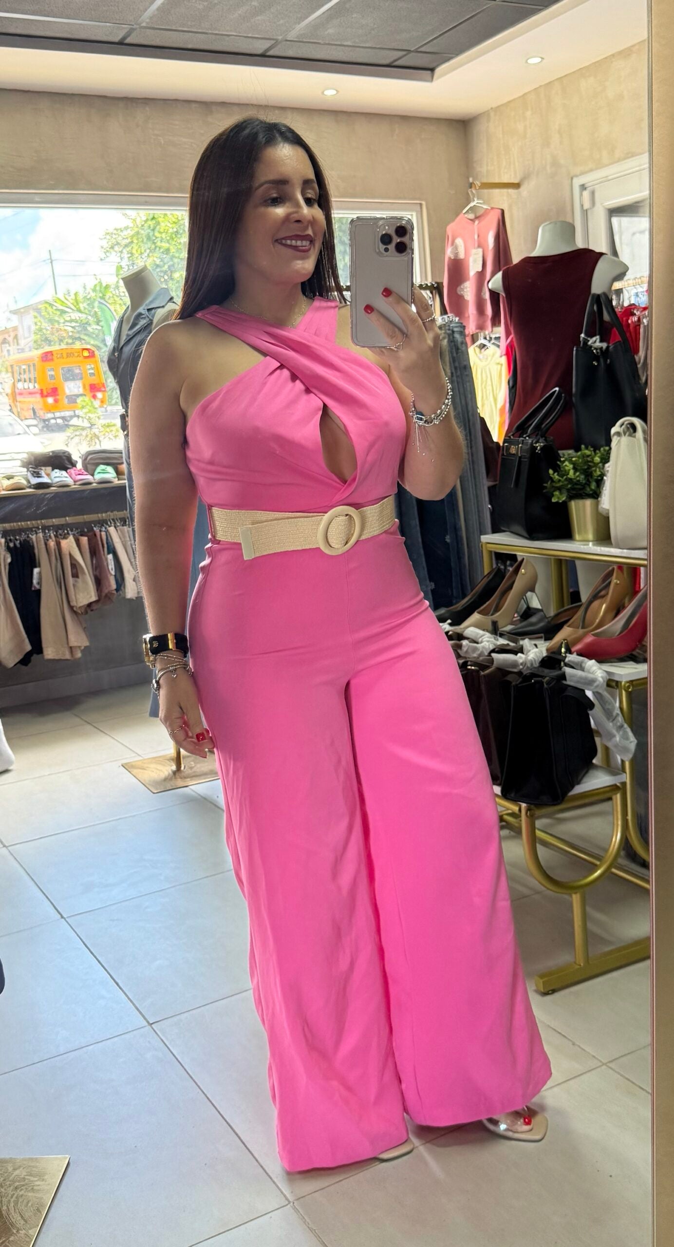 Jumpsuit Rosa con Tirantes Cruzados y Correa - Small image