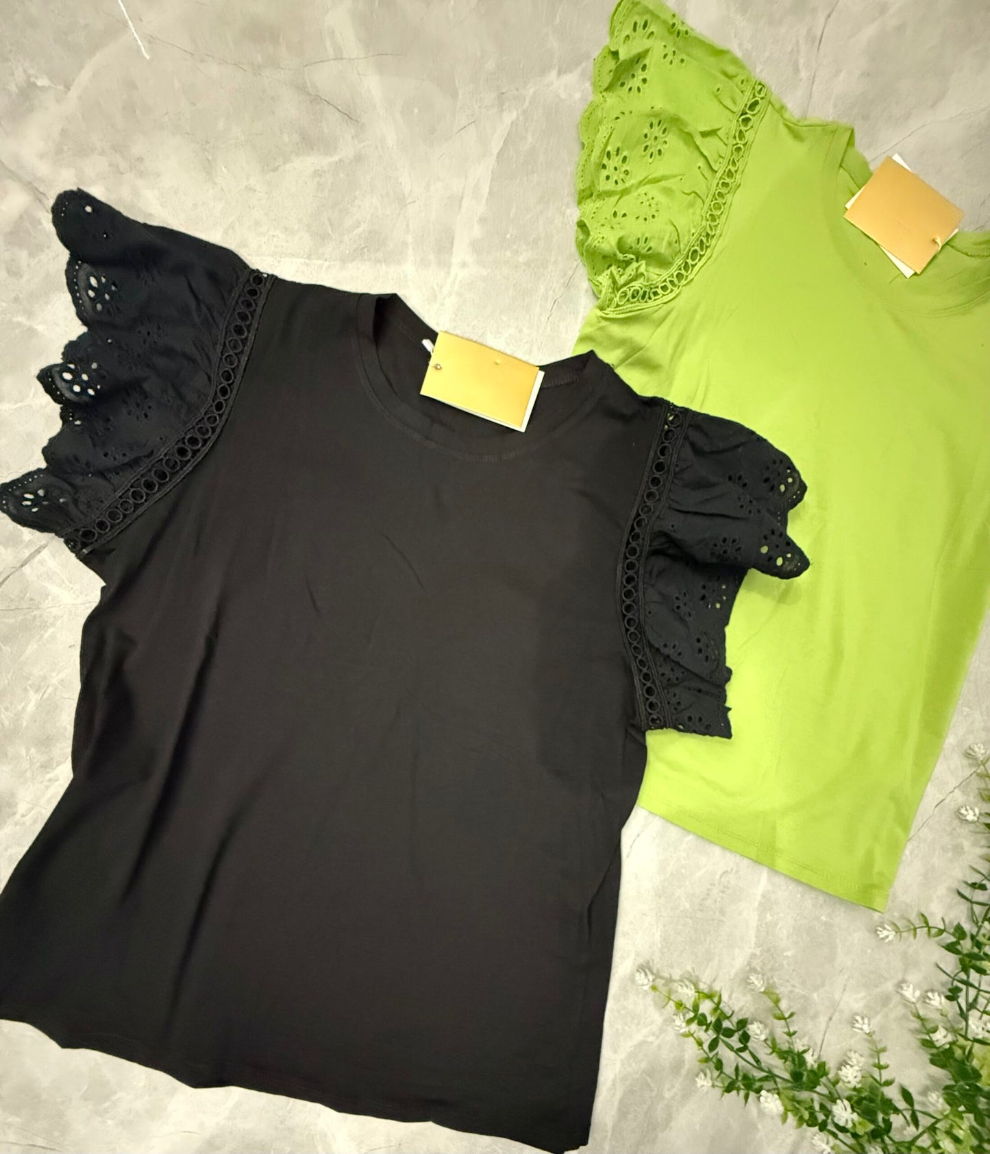 Blusas de Manga con Encaje – Tallas Plus image 3