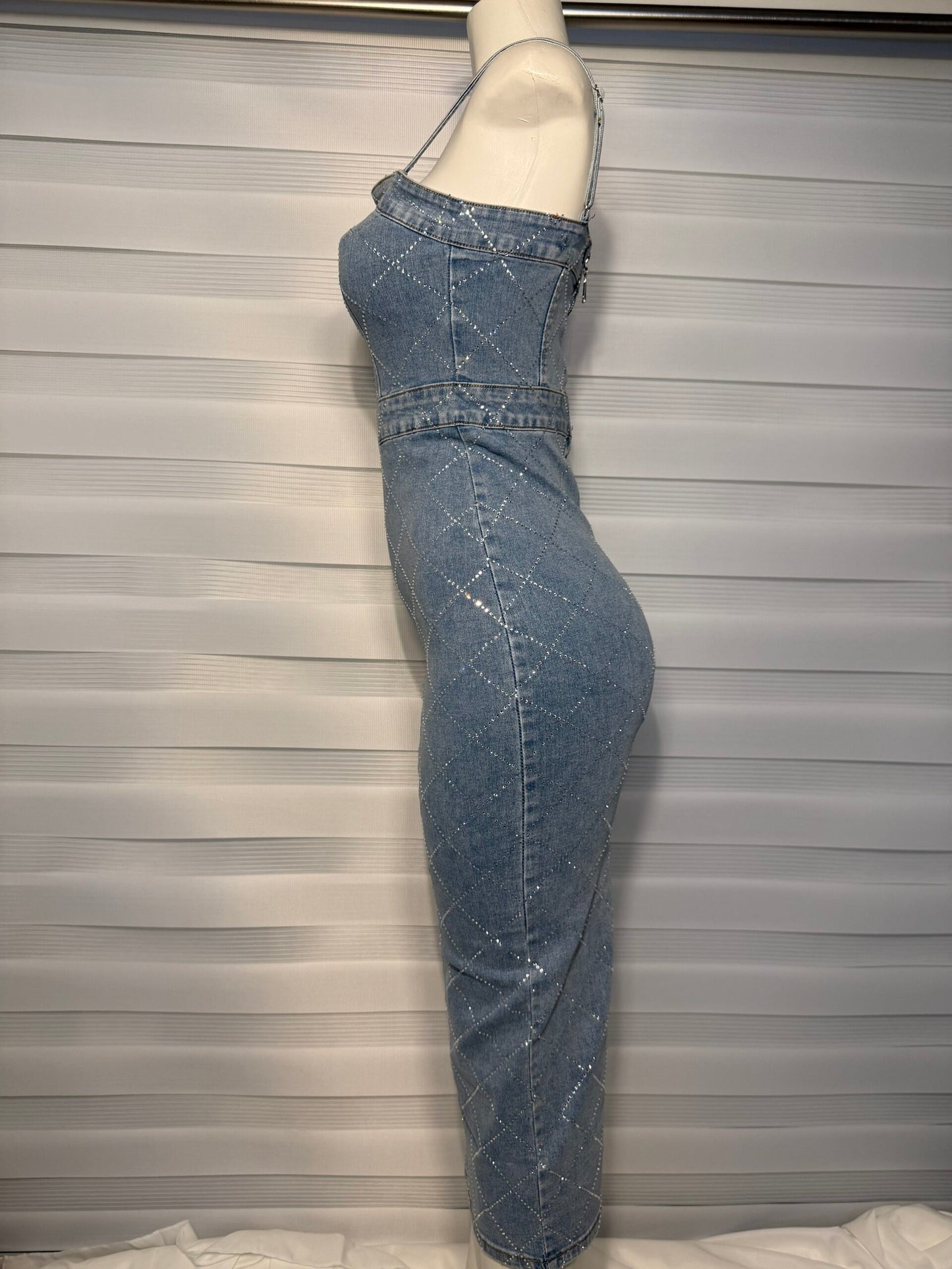 Vestido de Mahón con Pedrería - Elegancia y Brillo image 4