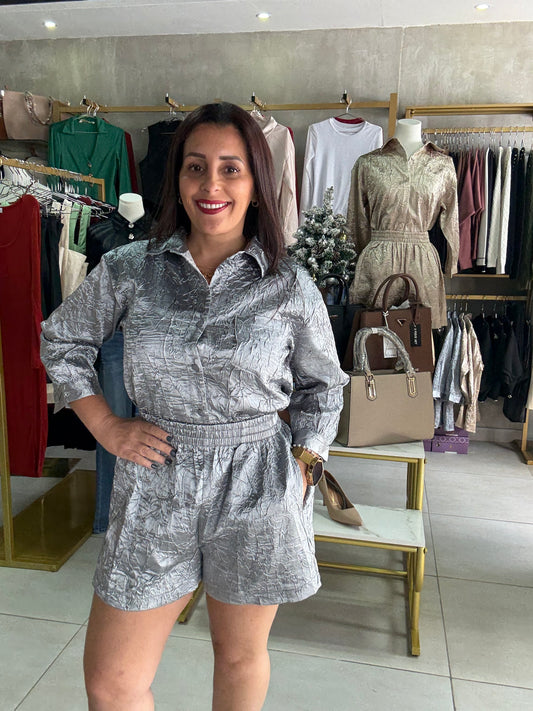 Conjunto Metálico de Dos Piezas – Estilo y Elegancia en Cada Paso (COLOR ORO Y PLATA)