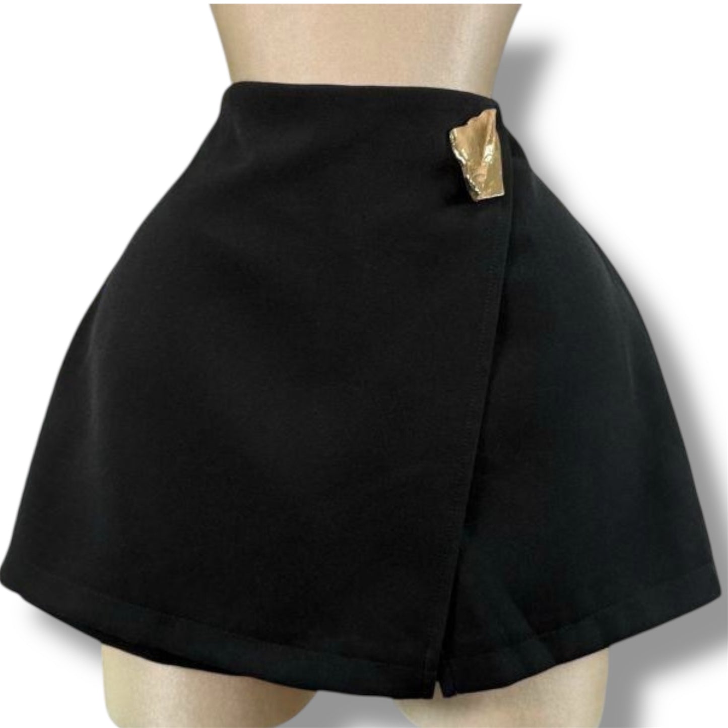 Falda Short Negra Glam Detalle Dorado