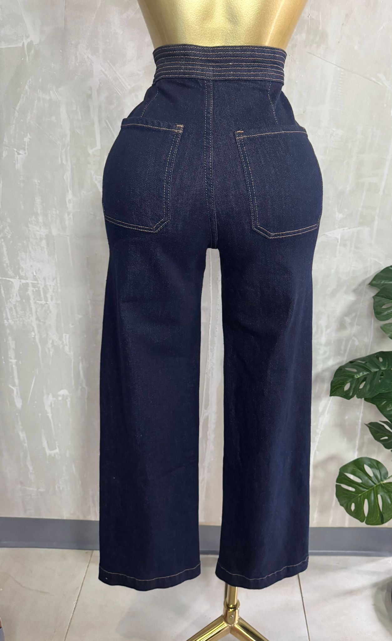 Mahón Estilo Marinero con Botones Dorados