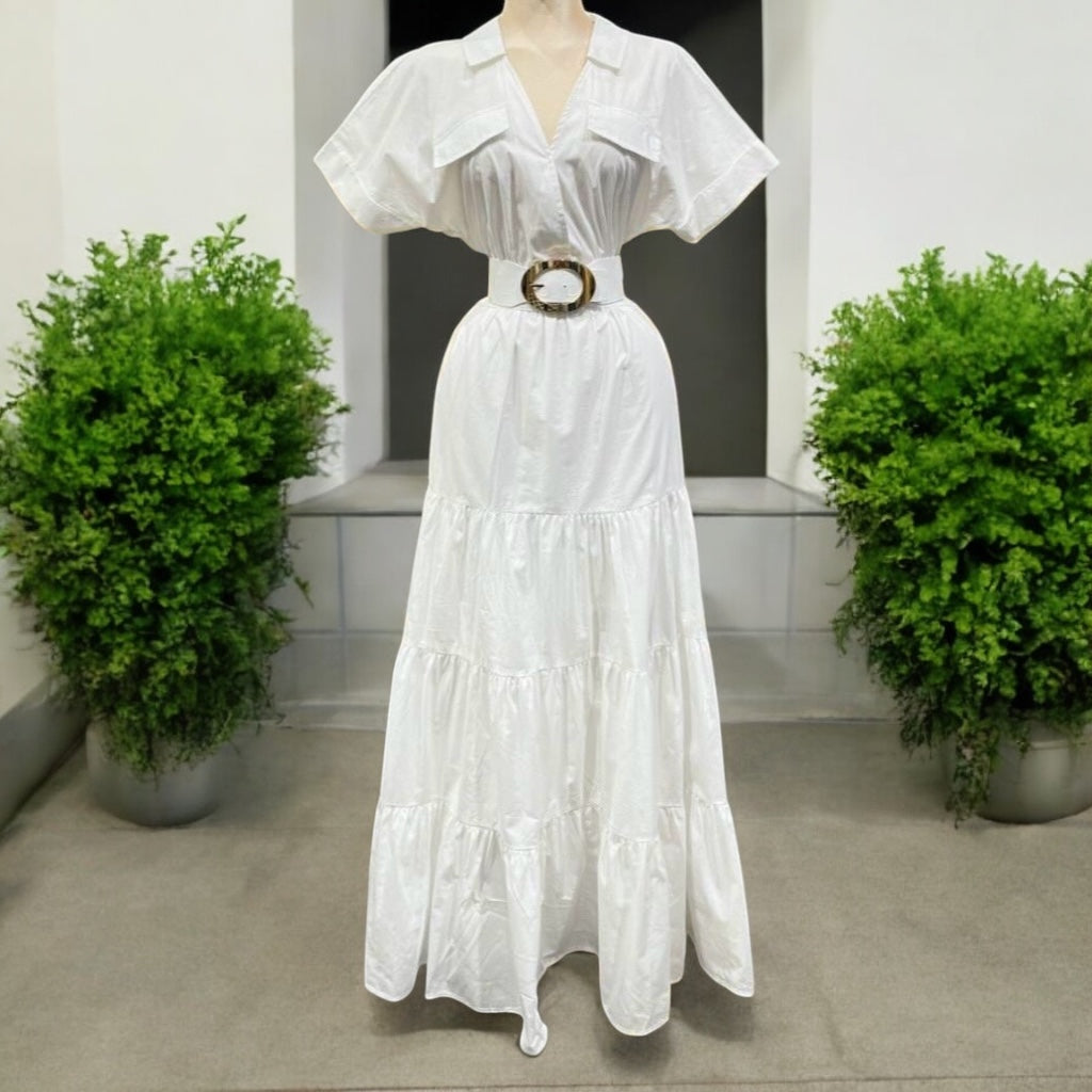 Vestido Blanco con Cuello y Cinturón Elegante