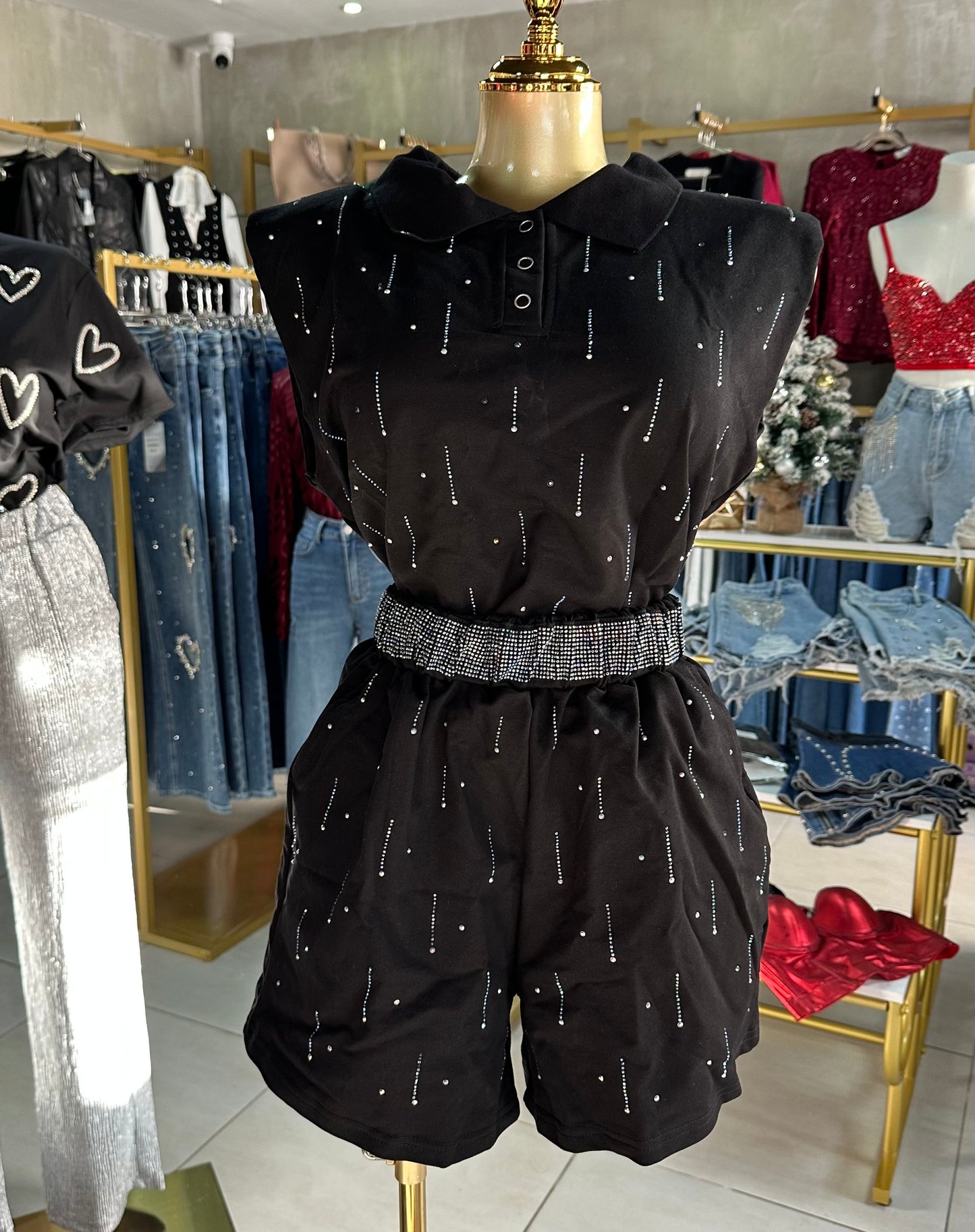 Conjunto  de Corto y Blusa con Detalles de Brillo