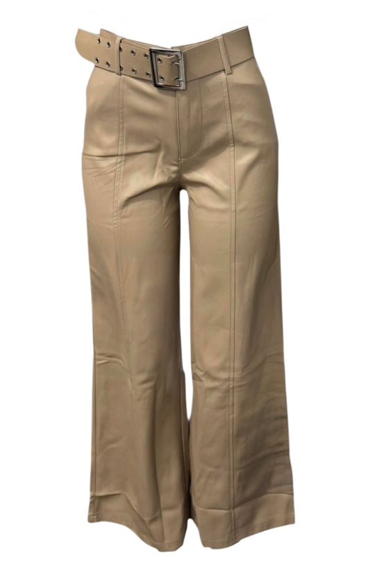 Pantalón Pata Ancha en Beige Oscuro con Cinturón – Elegancia