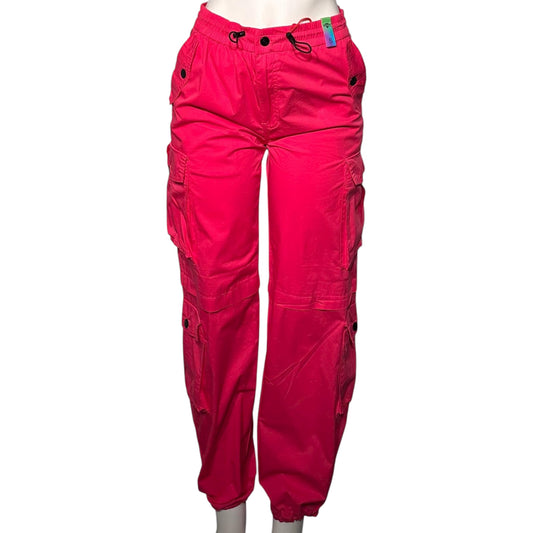 Jogger Cargo Rosa con Ajuste y Bolsillos Múltiples